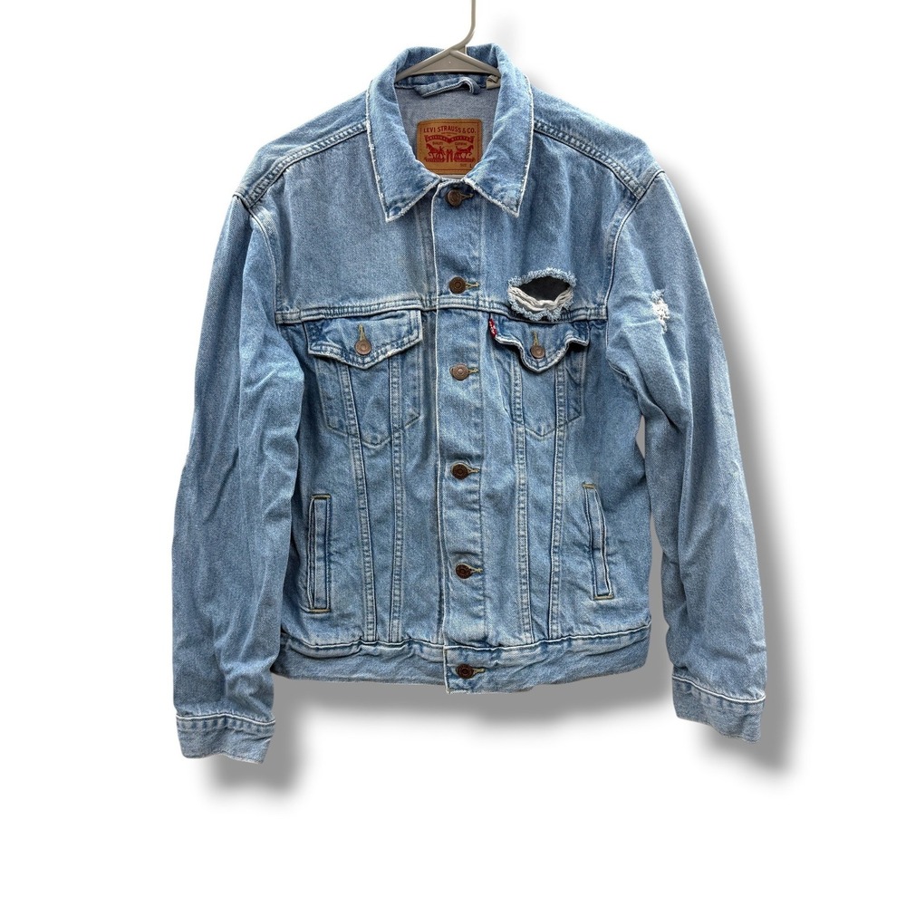Levi's Trucker Jacket Womens Large Light Wash Distressed Denim 29944-0164